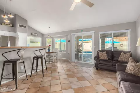1226 E Windsong Dr, Phoenix, AZ 85048 photo 9