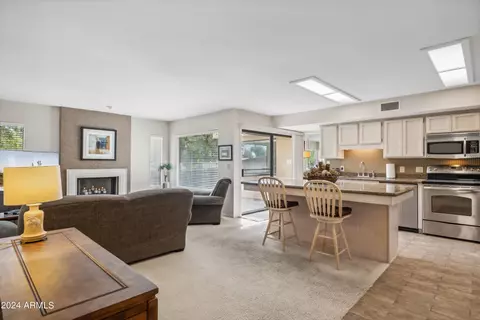 6253 E Phelps Rd, Scottsdale, AZ 85254