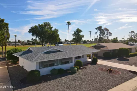 11641 N Hacienda Dr, Sun City, AZ 85351