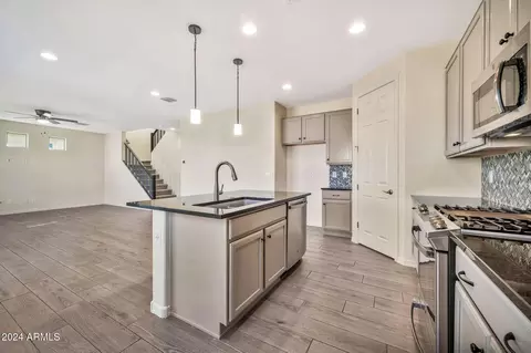 3232 W Minton St, Phoenix, AZ 85041 photo 9