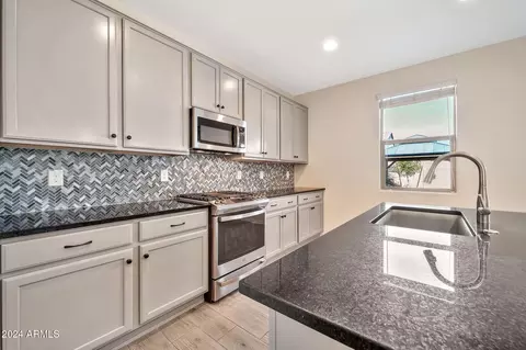 3232 W Minton St, Phoenix, AZ 85041 photo 8