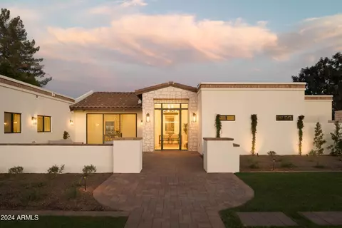 3101 N 53rd Pl, Phoenix, AZ 85018 photo 2