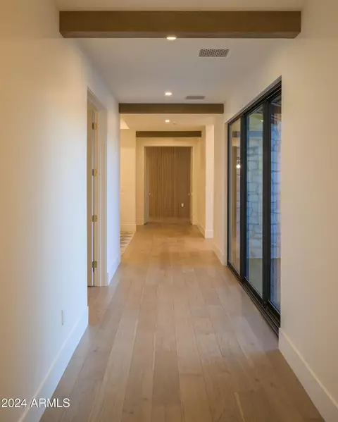 3101 N 53rd Pl, Phoenix, AZ 85018 photo 22