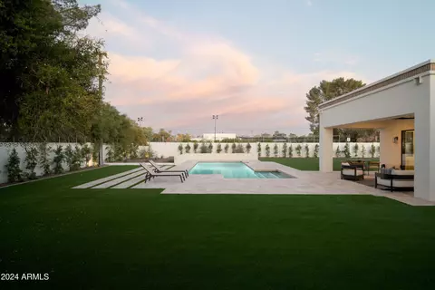 3101 N 53rd Pl, Phoenix, AZ 85018 photo 4