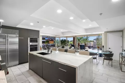 7137 E Rancho Vista Dr #5011, Scottsdale, AZ 85251