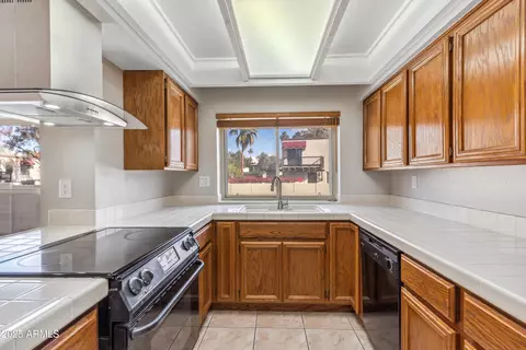 4740 Euclid Ave E, Phoenix, AZ 85044 photo 13