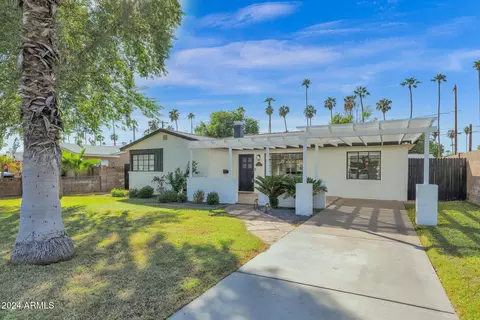 4214 N 35th Pl, Phoenix, AZ 85018 photo 4