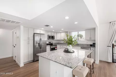7322 E Greenway St, Mesa, AZ 85207 photo 11