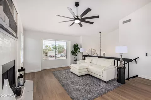 7322 E Greenway St, Mesa, AZ 85207 photo 9
