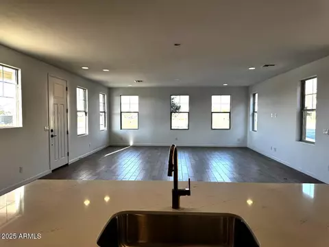 Living - 25944 N 22nd Ln, Phoenix, AZ 85085 photo 5 of 7
