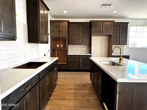 Kitchen - 25944 N 22nd Ln, Phoenix, AZ 85085 photo 3 of 3