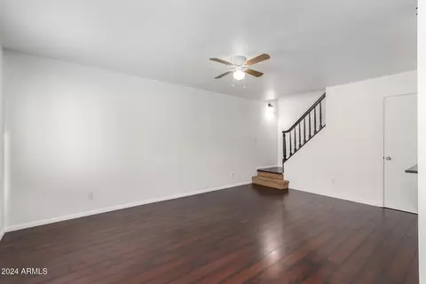 5211 N 42nd Ln, Phoenix, AZ 85019 photo 3