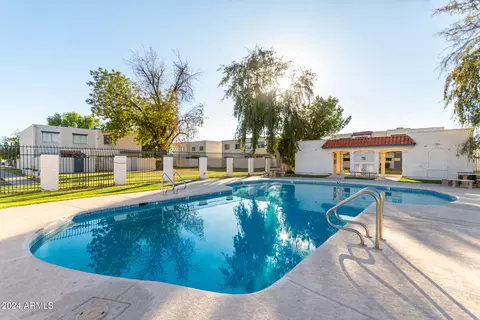 5211 N 42nd Ln, Phoenix, AZ 85019 photo 16
