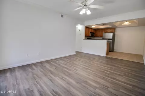 1720 E Thunderbird Rd #1061, Phoenix, AZ 85022 photo 2