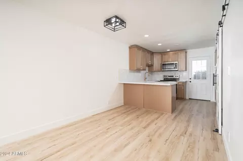 810 E Colter St #5, Phoenix, AZ 85014 photo 5