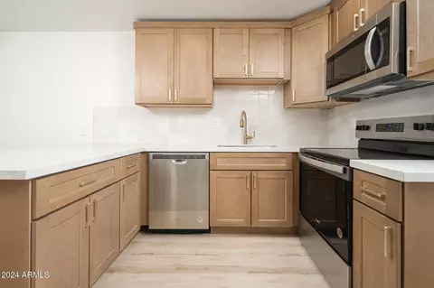 810 E Colter St #5, Phoenix, AZ 85014 photo 10