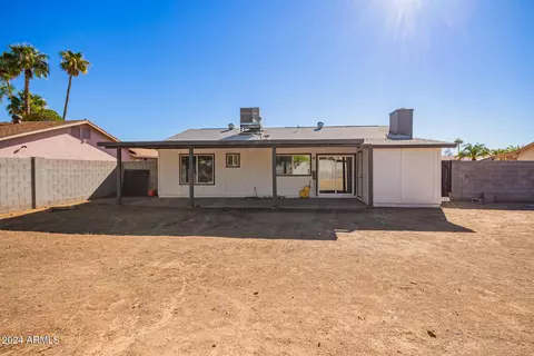 2608 E Michelle Dr, Phoenix, AZ 85032 photo 36