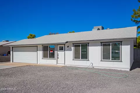 2608 E Michelle Dr, Phoenix, AZ 85032 photo 6