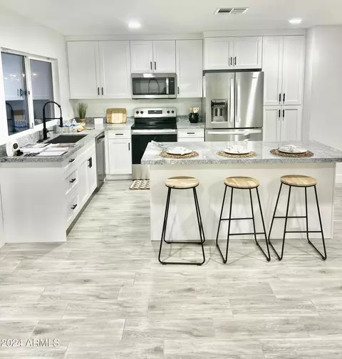 2608 E Michelle Dr, Phoenix, AZ 85032 photo 26