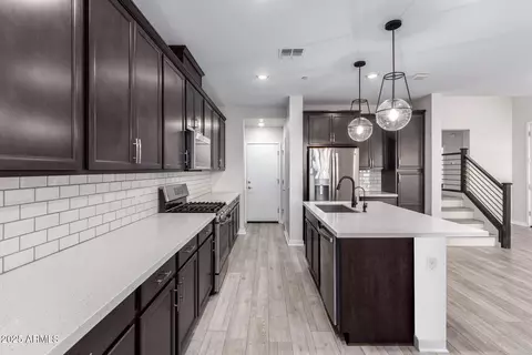 756 E Zion Dr #103, Gilbert, AZ 85297 photo 2