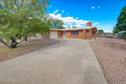 322 N Flynn Jans Ct, Pearce, AZ 85625
