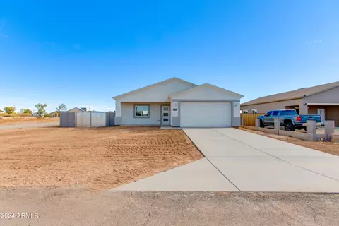 31825 N Poplar St, Wittmann, AZ 85361