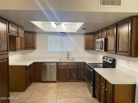 7964 W Devonshire Ave, Phoenix, AZ 85033 photo 5