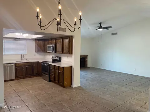 7964 W Devonshire Ave, Phoenix, AZ 85033 photo 8