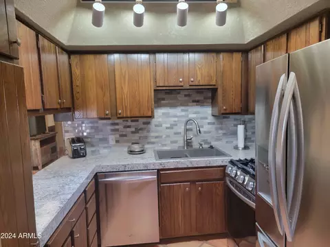 859 E Lancaster Cir, Florence, AZ 85132 photo 3