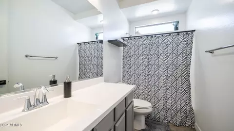 3855 E Shannon St, Gilbert, AZ 85295 photo 37