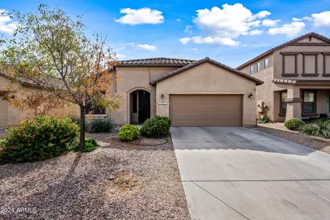 1095 W Desert Valley Dr, San Tan Valley, AZ 85143