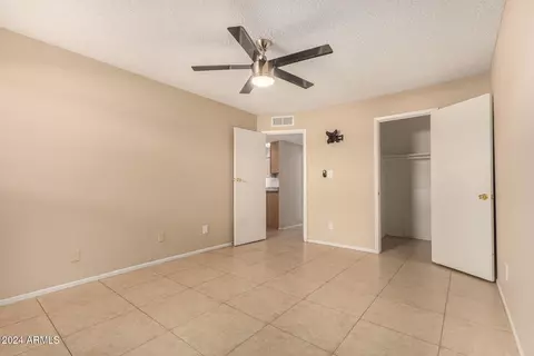1822 E Center Ln #B, Tempe, AZ 85281 photo 13