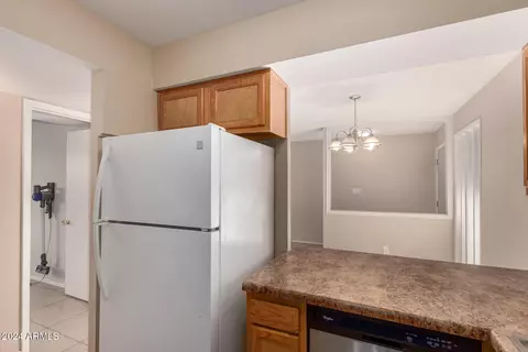 1822 E Center Ln #B, Tempe, AZ 85281 photo 9