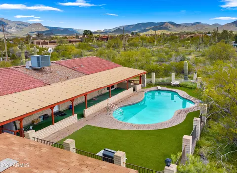 5801 E Saguaro Rd, Cave Creek, AZ 85331