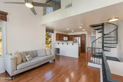 5645 S 21st Pl, Phoenix, AZ 85040 photo 5