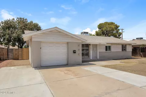 3835 W Solar Dr, Phoenix, AZ 85051