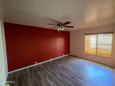 Living - 4731 N 10th St, Phoenix, AZ 85014 photo 2 of 2