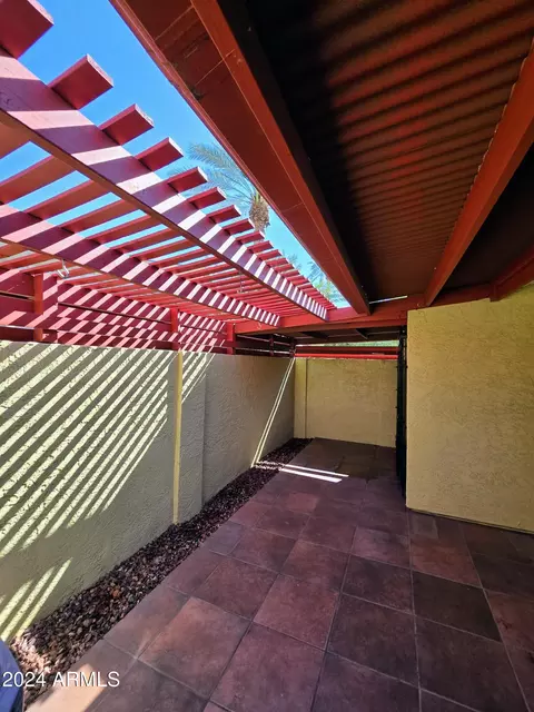 Exterior - 4731 N 10th St, Phoenix, AZ 85014 photo 3 of 16