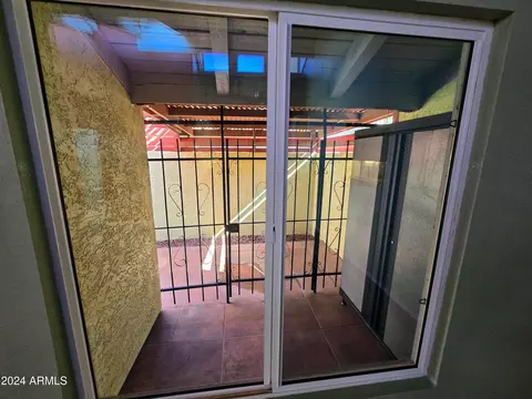 Exterior - 4731 N 10th St, Phoenix, AZ 85014 photo 1 of 16