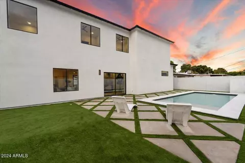 Exterior - 4841 E Fairmount Ave, Phoenix, AZ 85018 photo 3 of 5