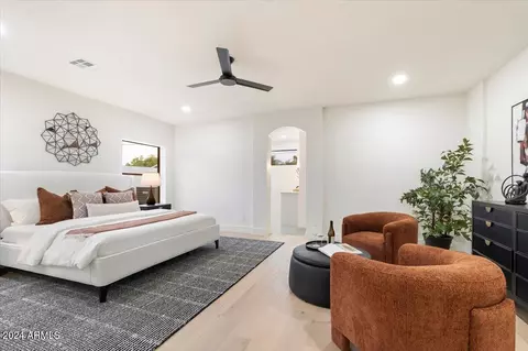 Bedroom - 4841 E Fairmount Ave, Phoenix, AZ 85018 photo 1 of 7