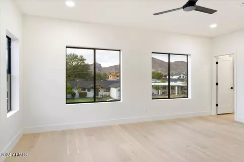 Bedroom - 4841 E Fairmount Ave, Phoenix, AZ 85018 photo 5 of 7
