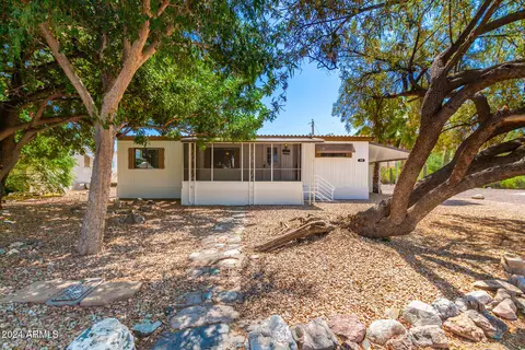 355 N Buckhorn Ct, Queen Valley, AZ 85118