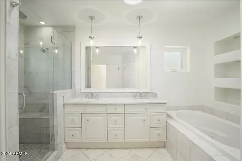 77 E Ocotillo Rd, Phoenix, AZ 85012 photo 19