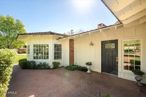 77 E Ocotillo Rd, Phoenix, AZ 85012 photo 5