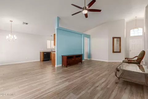 3402 E Sequoia Dr, Phoenix, AZ 85050 photo 7