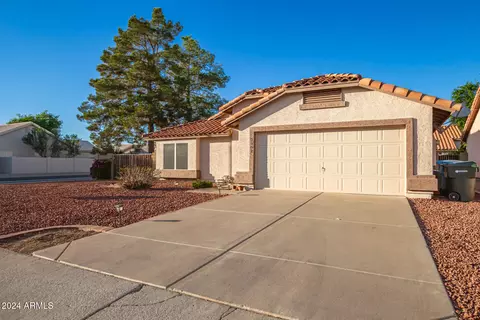 3402 E Sequoia Dr, Phoenix, AZ 85050 photo 3