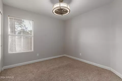 3402 E Sequoia Dr, Phoenix, AZ 85050 photo 19