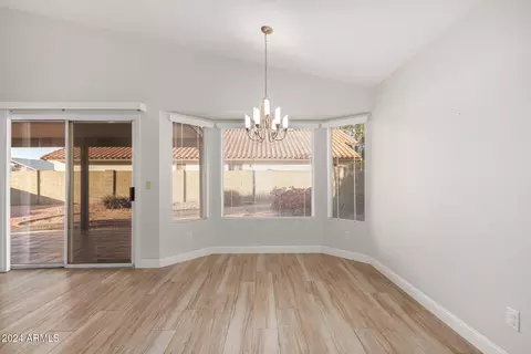 3402 E Sequoia Dr, Phoenix, AZ 85050 photo 8
