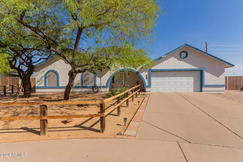 7556 E Glencove Cir, Mesa, AZ 85207